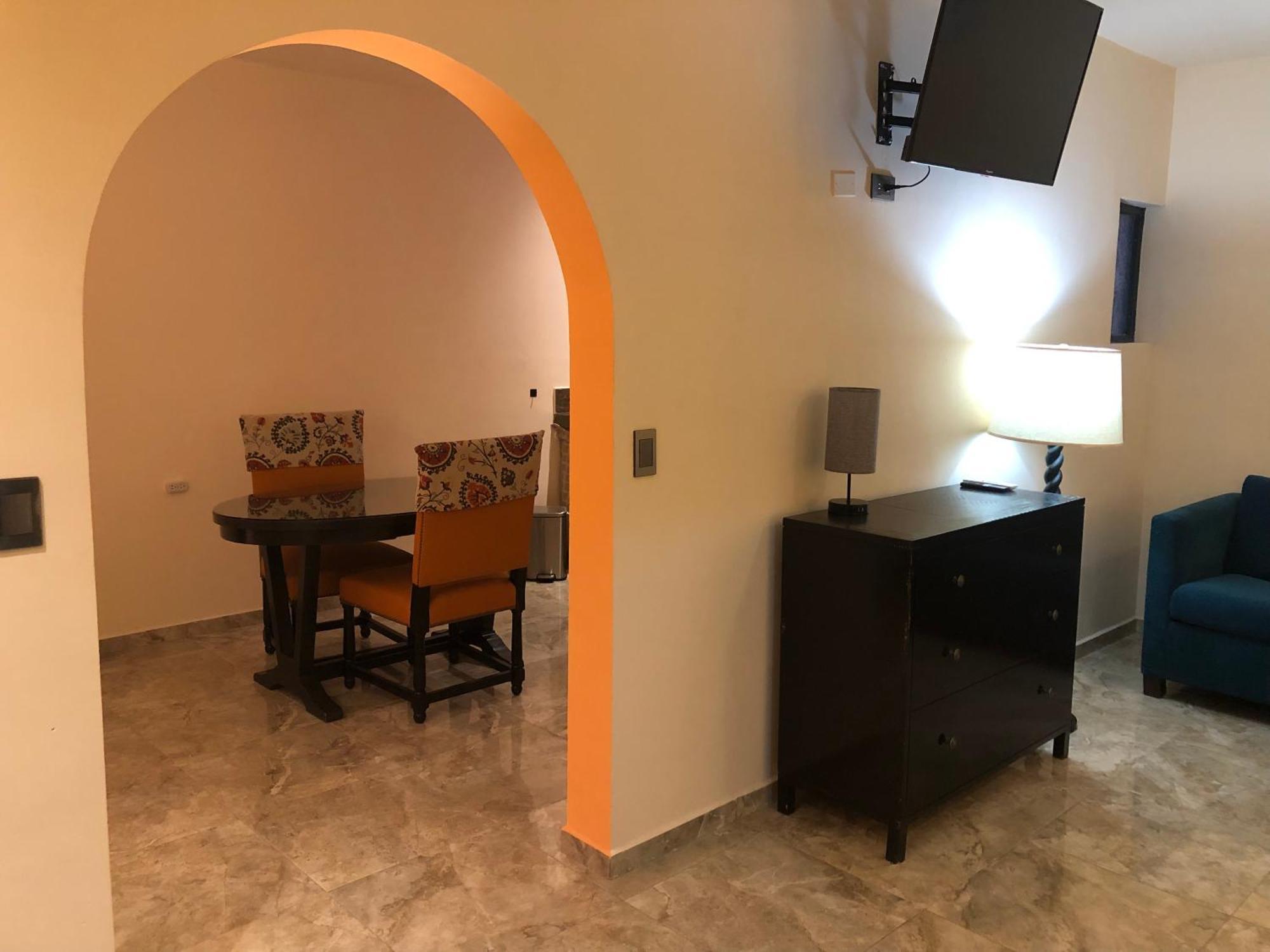 לורטו Tres Iguanas Apart Hotel - New, Cozy & Spacious Flats, Short Walk To Beach מראה חיצוני תמונה