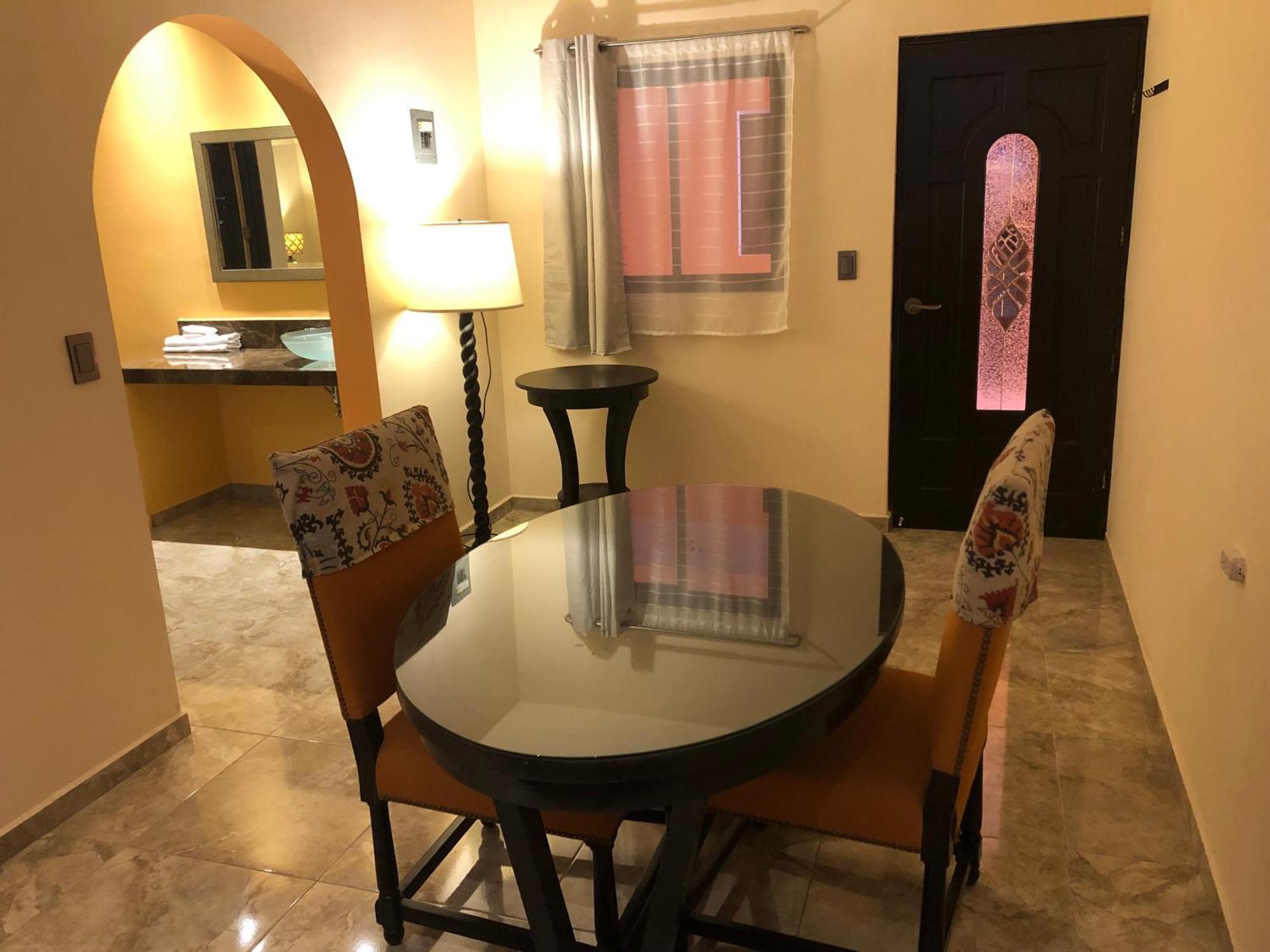לורטו Tres Iguanas Apart Hotel - New, Cozy & Spacious Flats, Short Walk To Beach מראה חיצוני תמונה