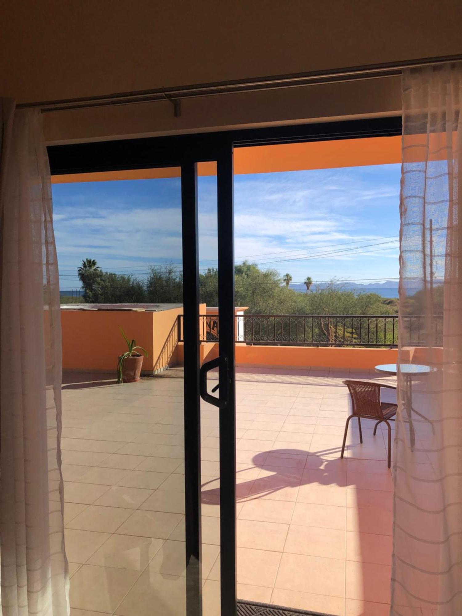 לורטו Tres Iguanas Apart Hotel - New, Cozy & Spacious Flats, Short Walk To Beach מראה חיצוני תמונה